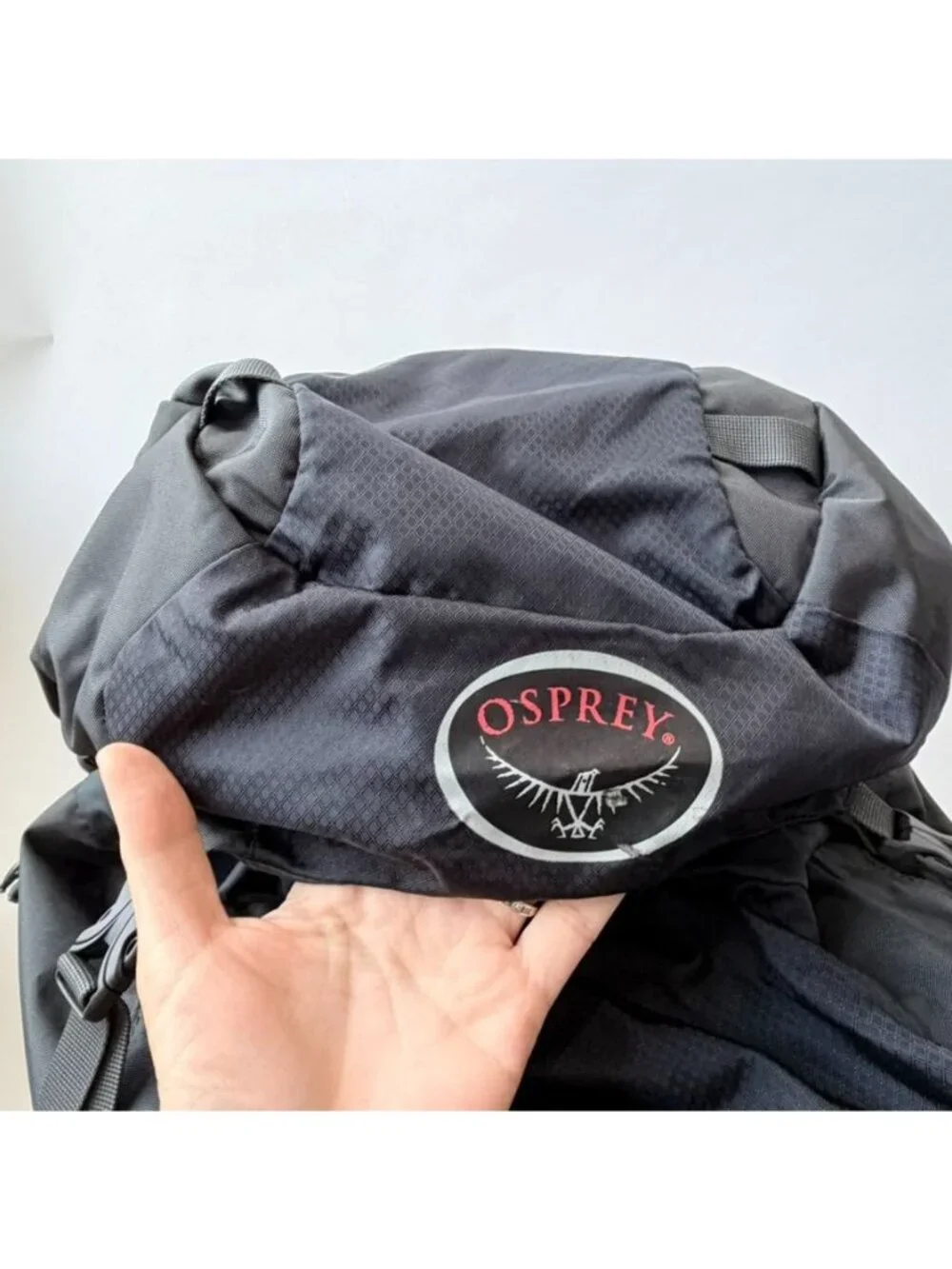 Osprey Hiking Backpack Gray Outdoor Trekking Travel Pack WS/WM 16-20 inch